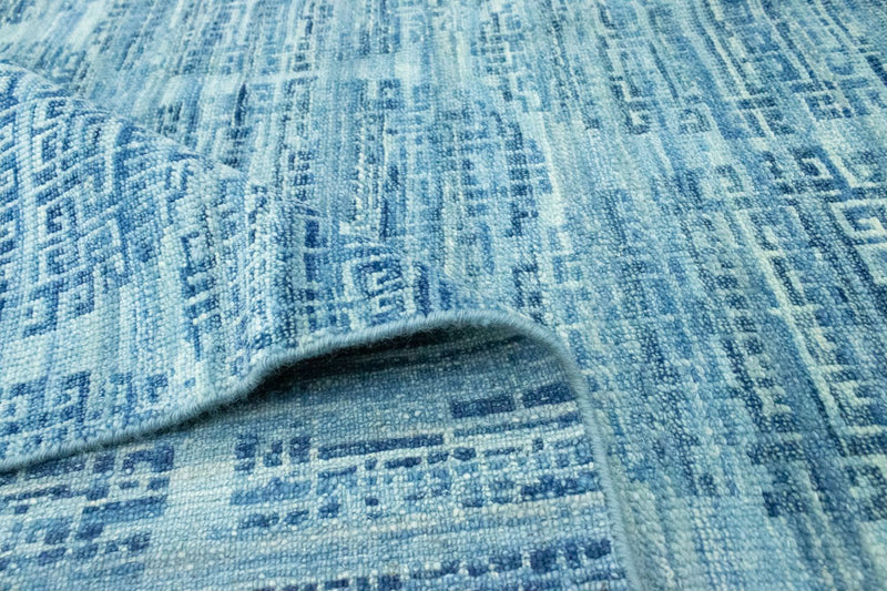 Designer Teppich 243x303cm - hellblau