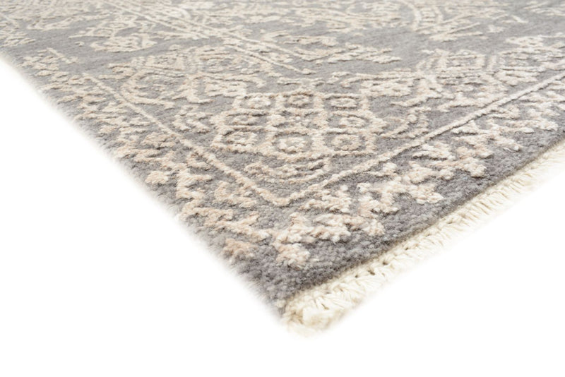 Designer Teppich 152x215cm - hellgrau