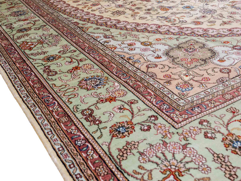 China Seide Teppich 277x366cm - Orientteppich - beige