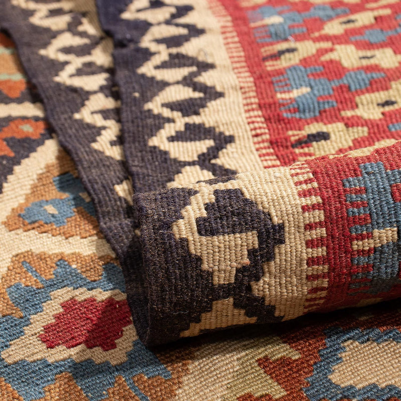 Kelim Fars Teppich 124x175cm - braun